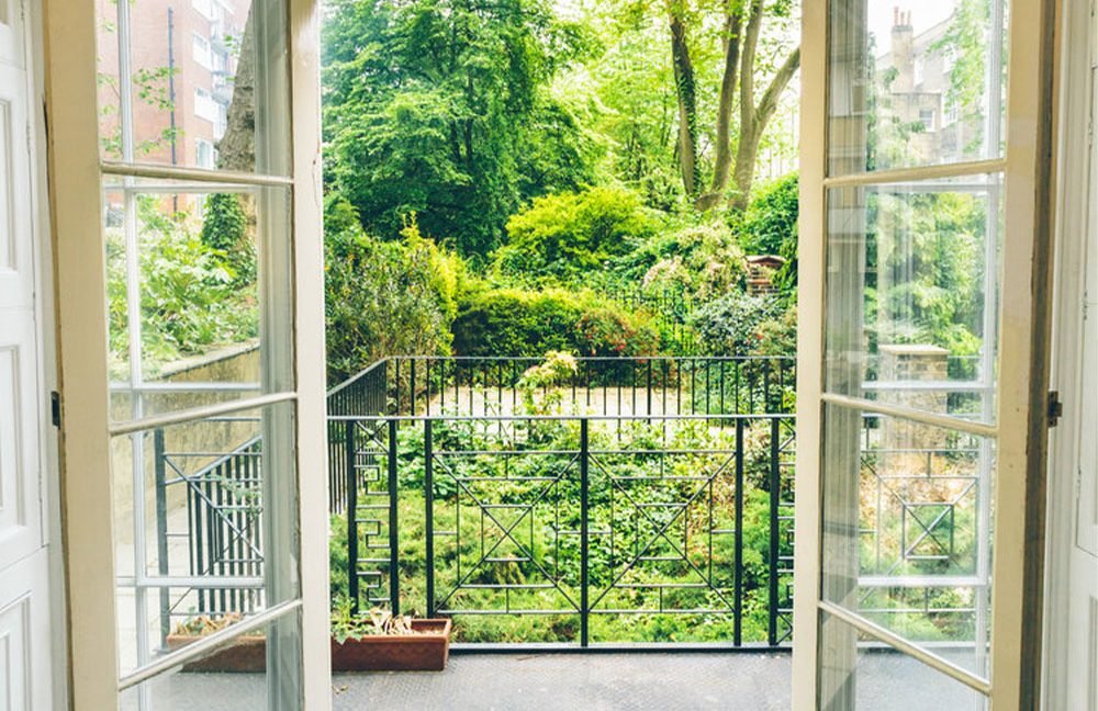 55-56 Russell Square_View Out
