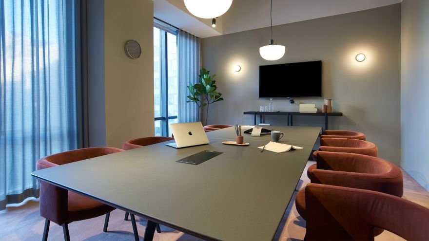 One Canada Square_Meeting room