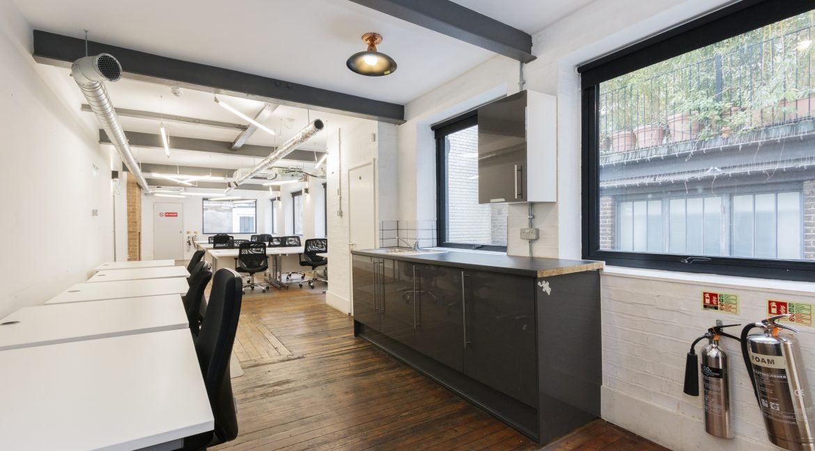 51 Hoxton Square, N1 self contained