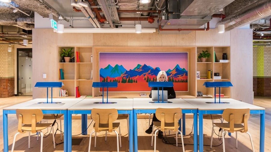 1 Waterhouse Square Hot desks2
