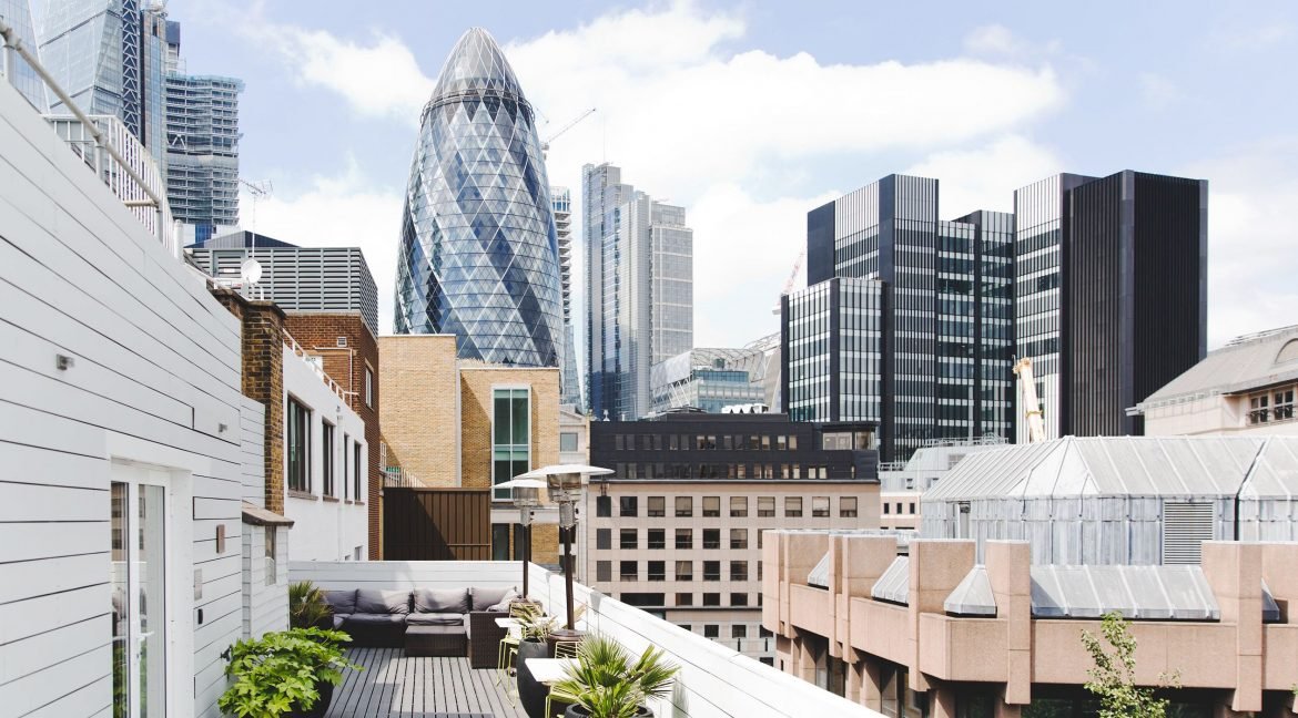 3 Lloyds Avenue Roof terrace