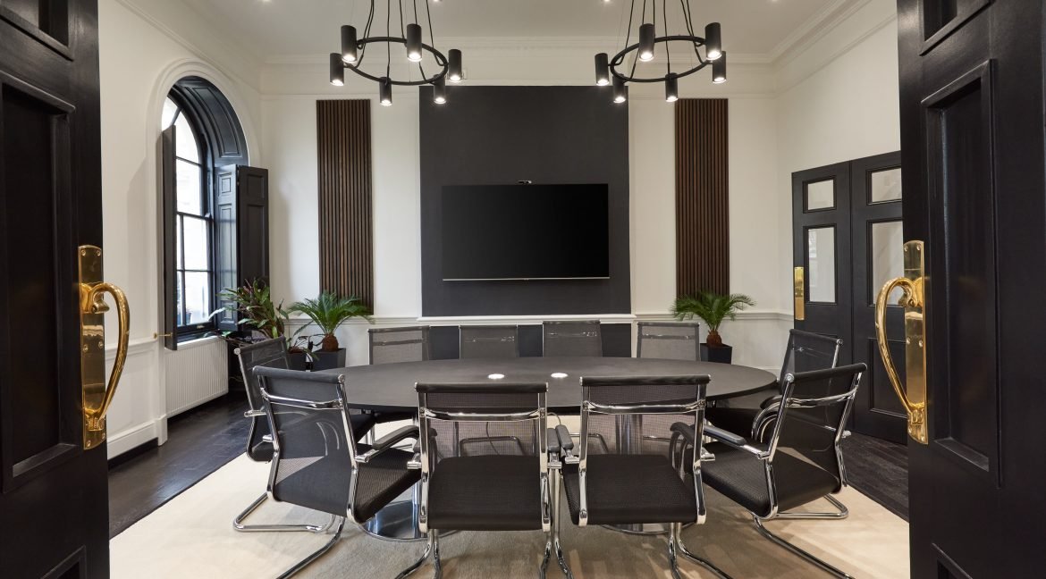 39 Fitzroy Square Boardroom3