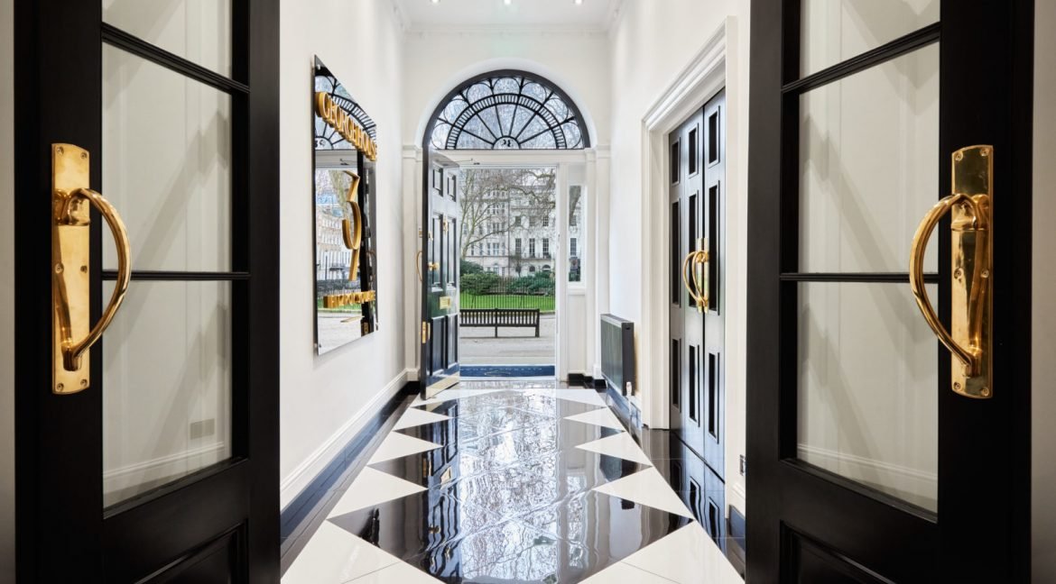 39 Fitzroy Square-Lobby