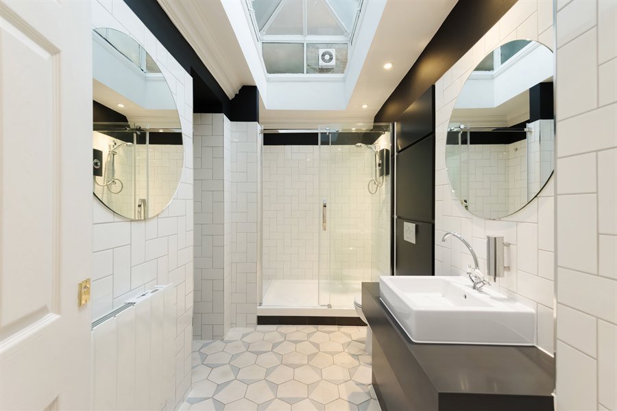 93 Gloucester Place - Bathroom