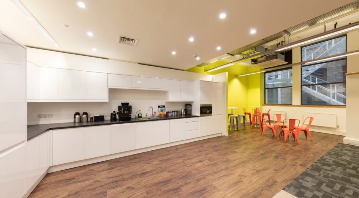1 Paris Garden Kitchen