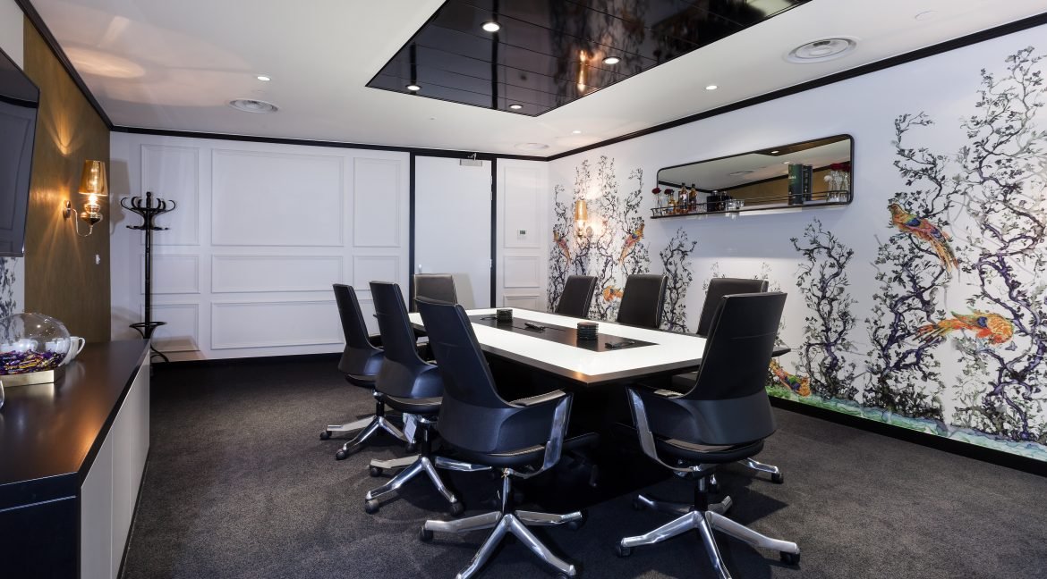 10 Brick Street Meeting Room (4)