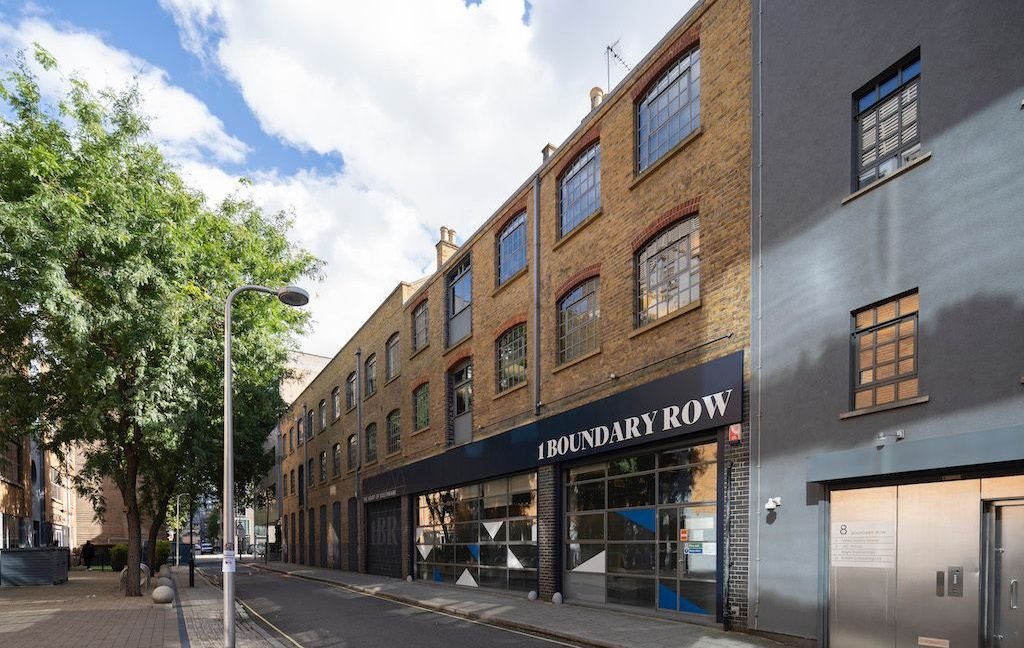 1 Boundary Row exterior