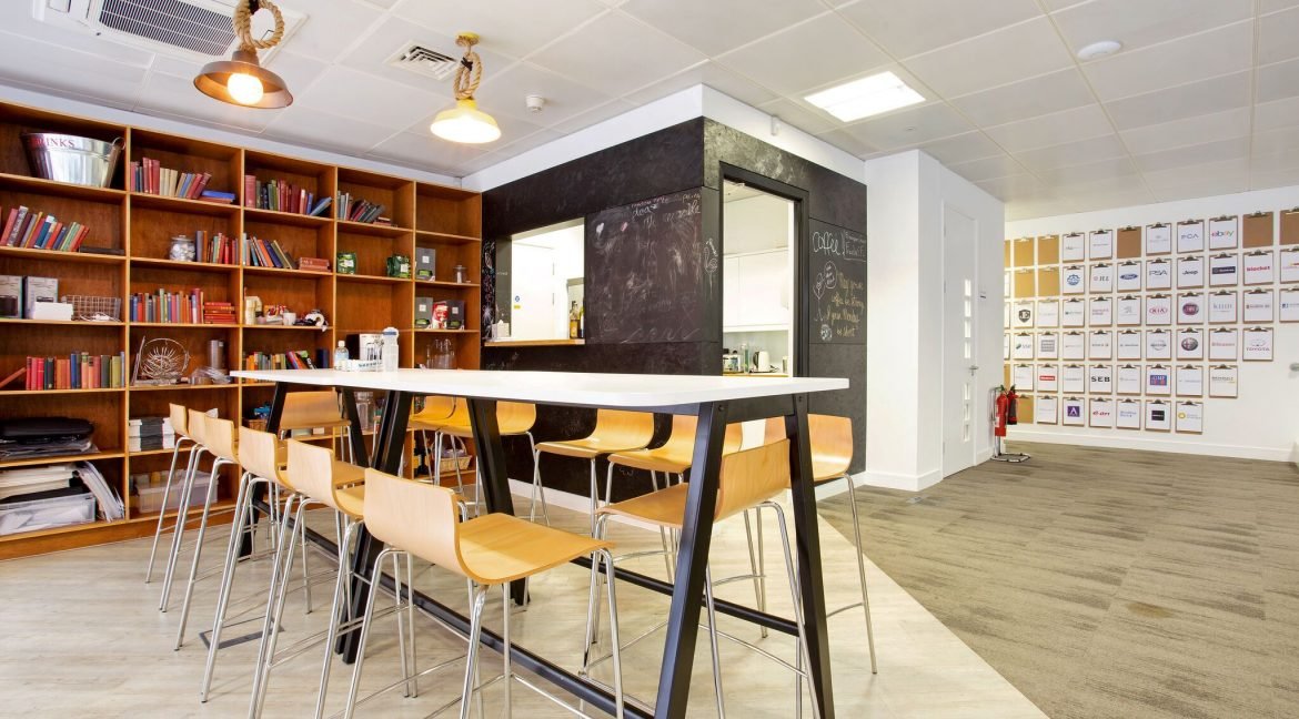 40 Clifton Street breakout area2