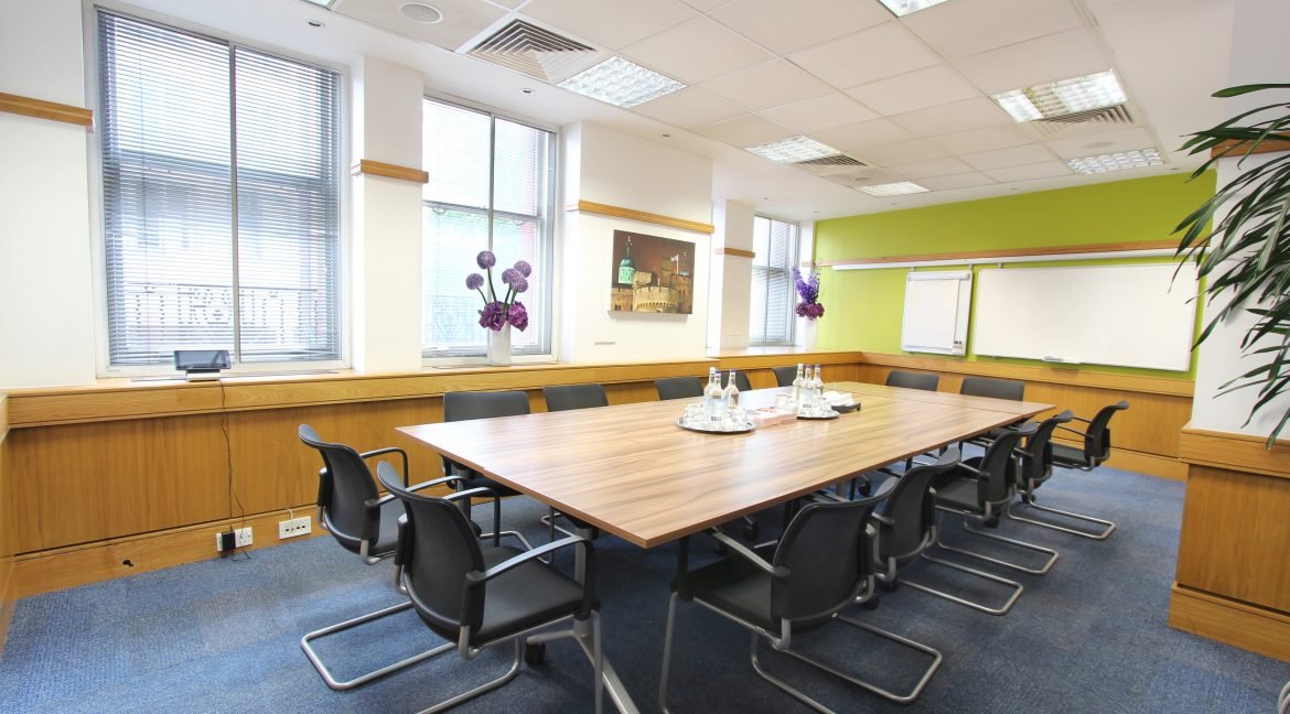 83 Victoria Street Boardroom