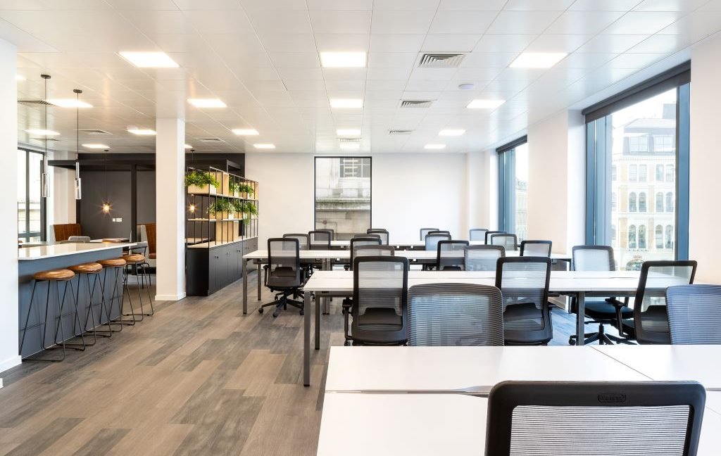 11-15 Borough High Street open plan office space