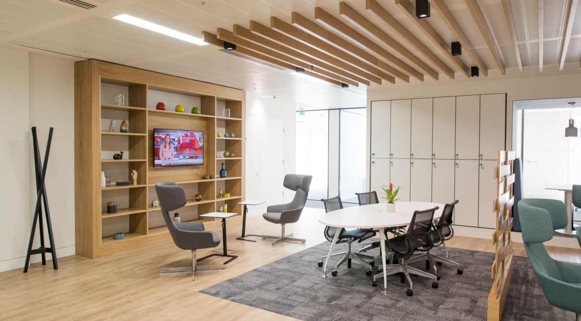 Aldgate-63 St Mary Axe-EC3A 8AA_4