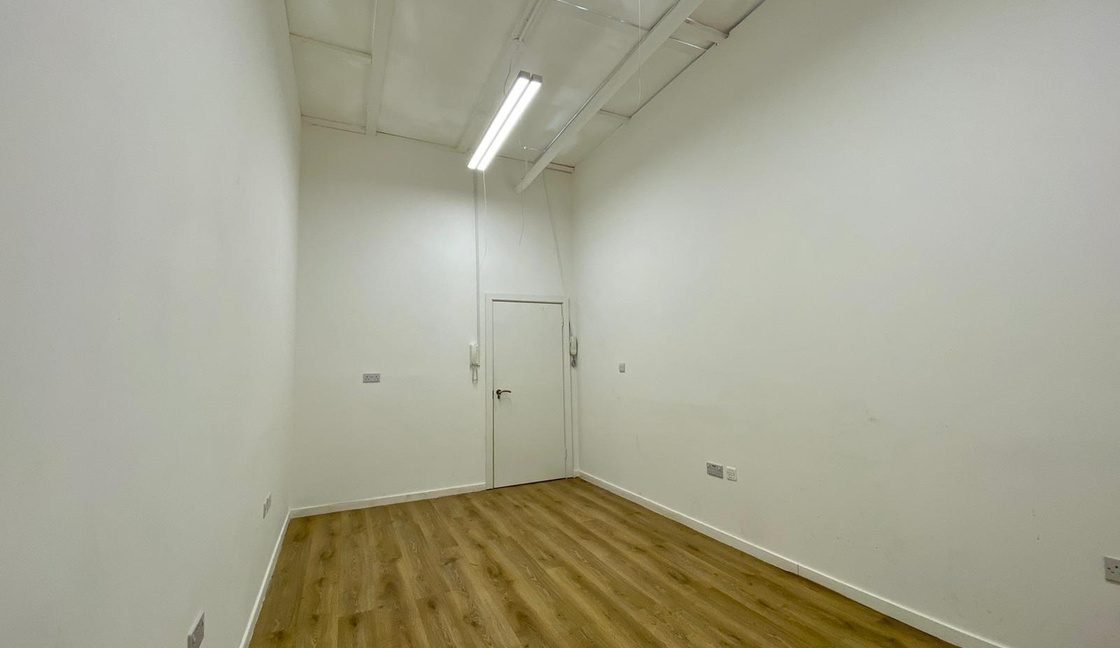 22 Market Square Poplar E14 6AB 2