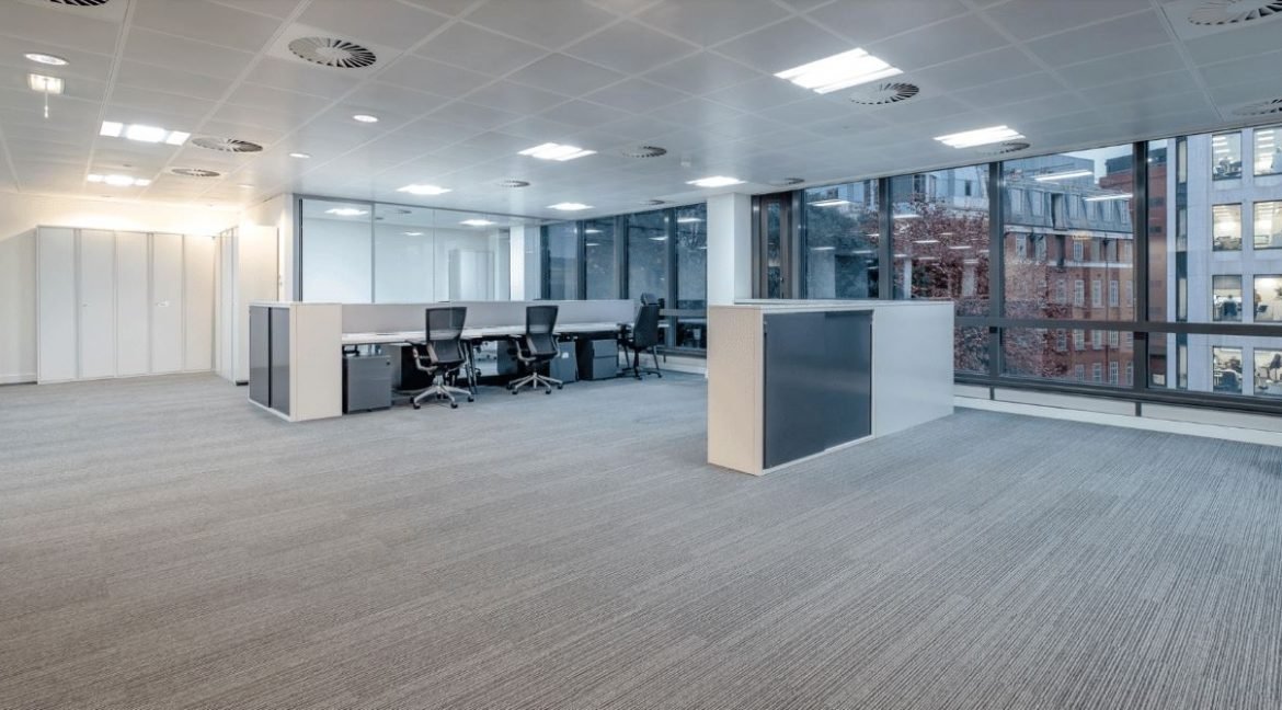 4 St Dunstans Hill open plan office3