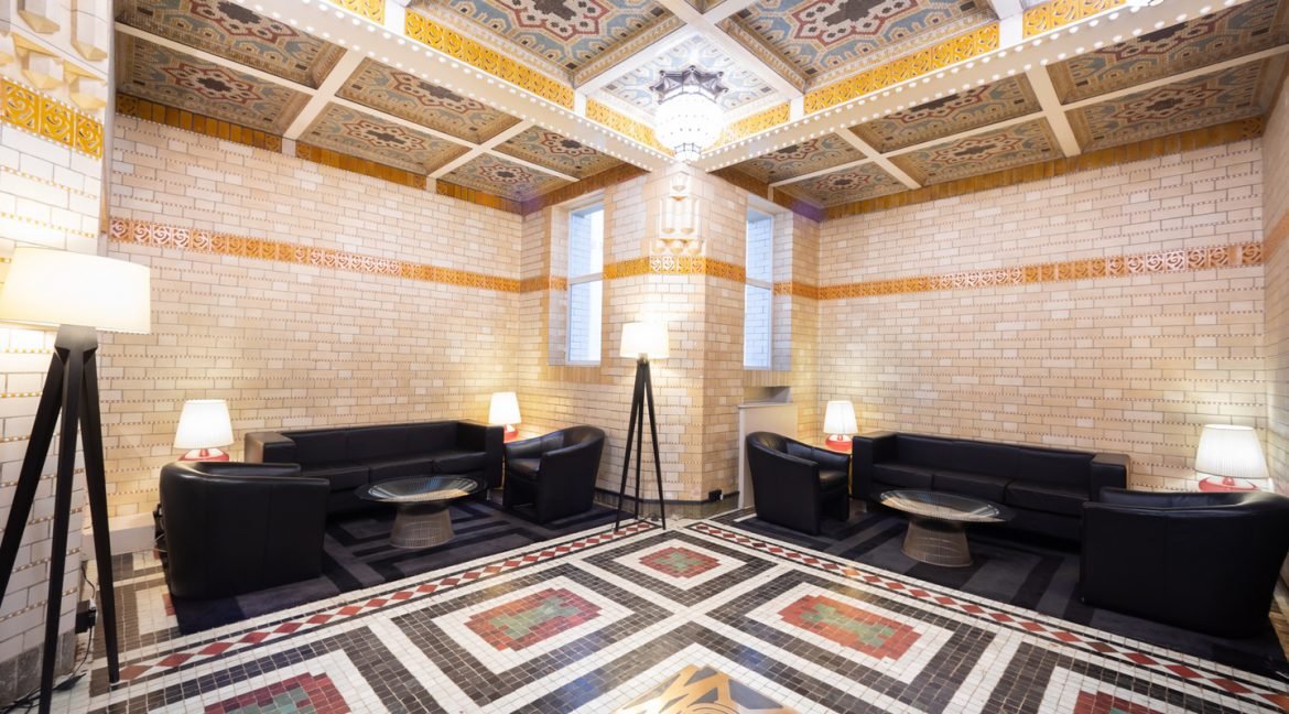 Holland House lounge