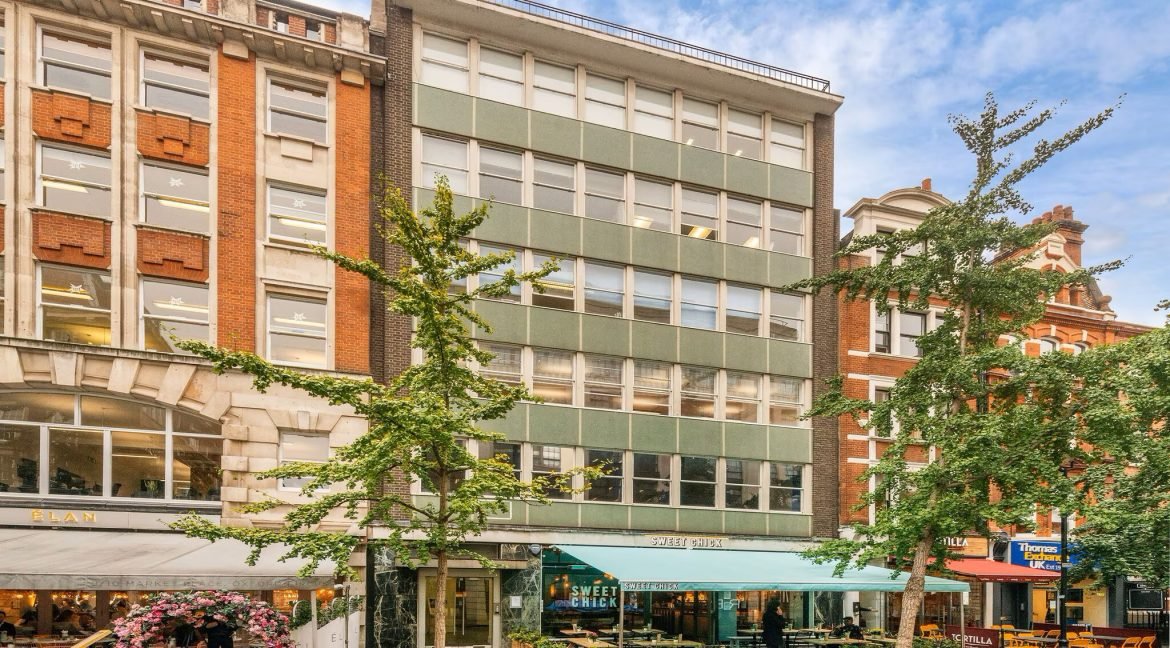 7-8 Market Place external