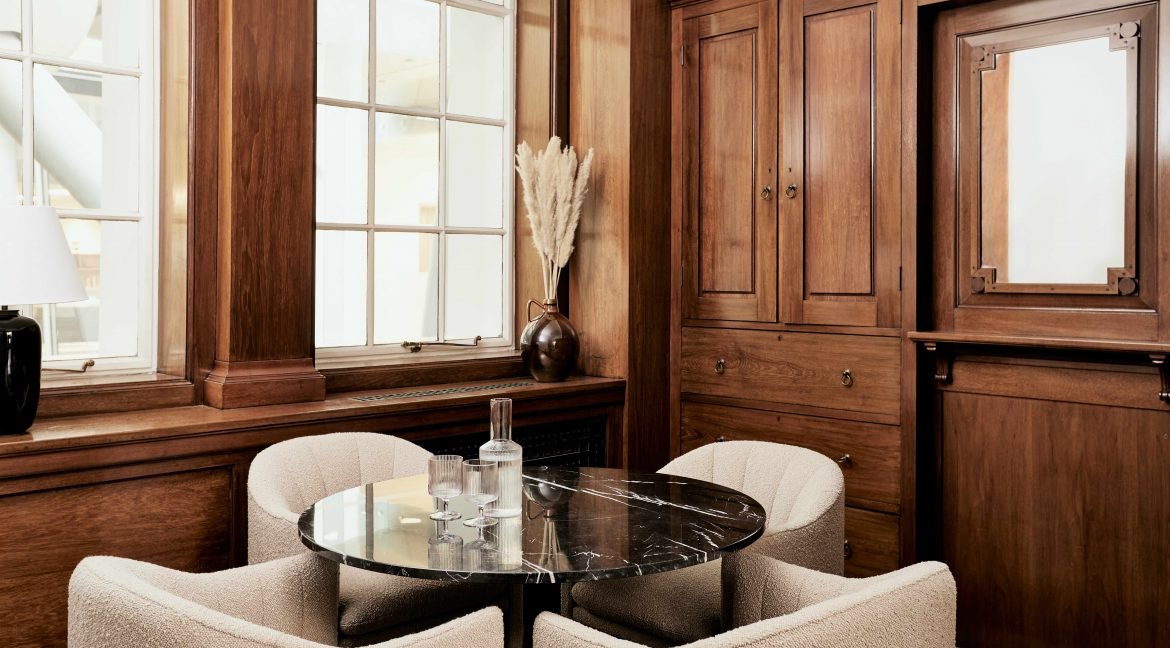 Victoria House meeting room