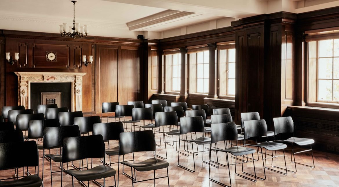 Victoria House meeting room(1)